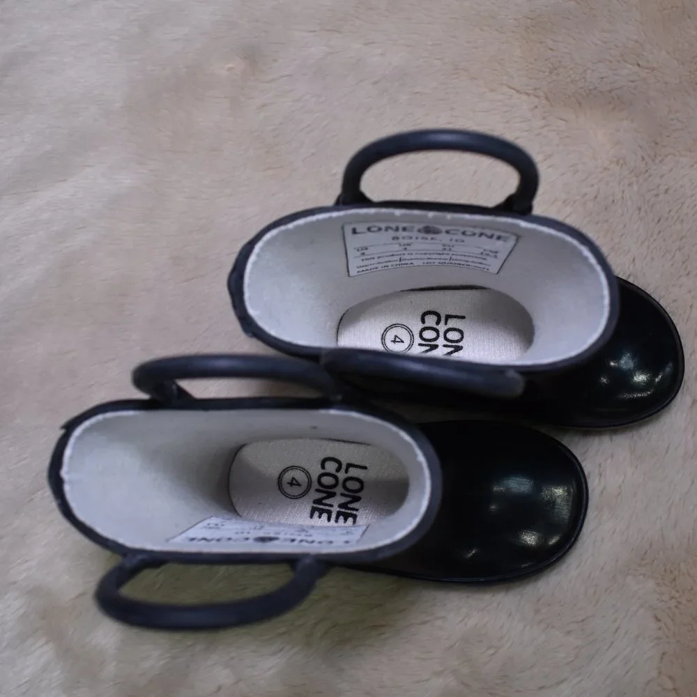 Kids Black Rain Boots Size 4 BPA Free Rubber Waterproof